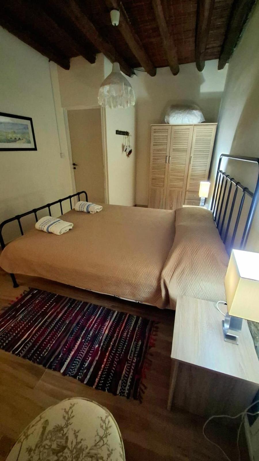 Simona Stone House Holiday home *